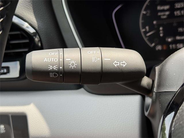 new 2025 Honda Pilot car, priced at $47,800
