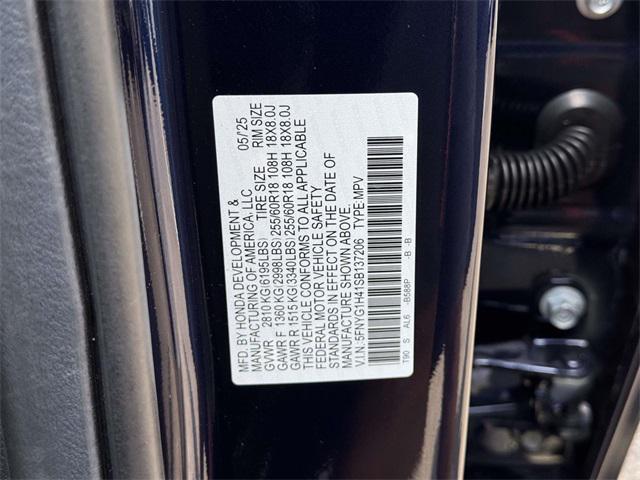 new 2025 Honda Pilot car, priced at $47,800