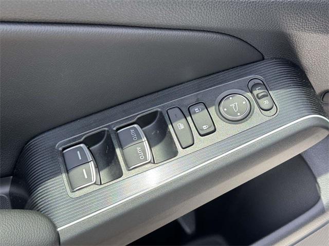 new 2025 Honda Civic Hybrid car, priced at $33,555