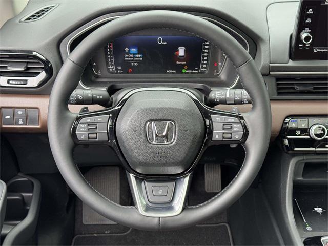 new 2025 Honda Pilot car, priced at $54,530