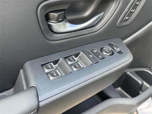 new 2025 Honda Pilot car, priced at $47,825