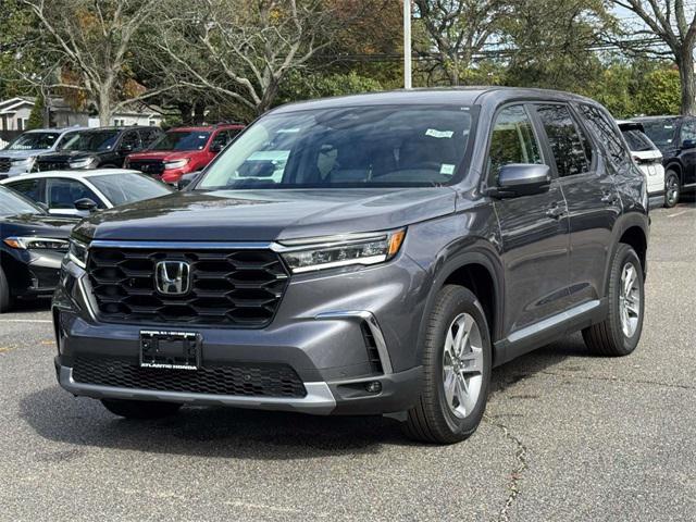 new 2025 Honda Pilot car, priced at $47,825