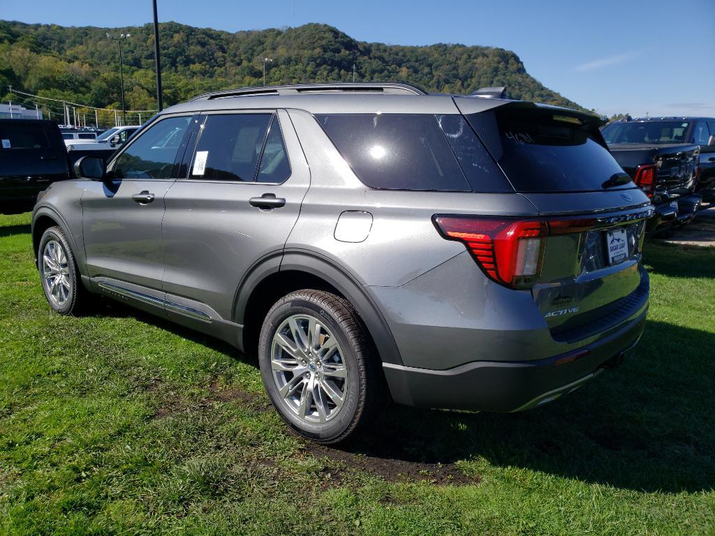 new 2025 Ford Explorer car, priced at $43,467