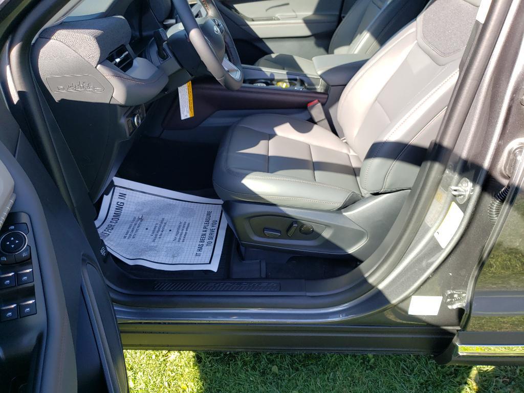 new 2025 Ford Explorer car, priced at $43,467