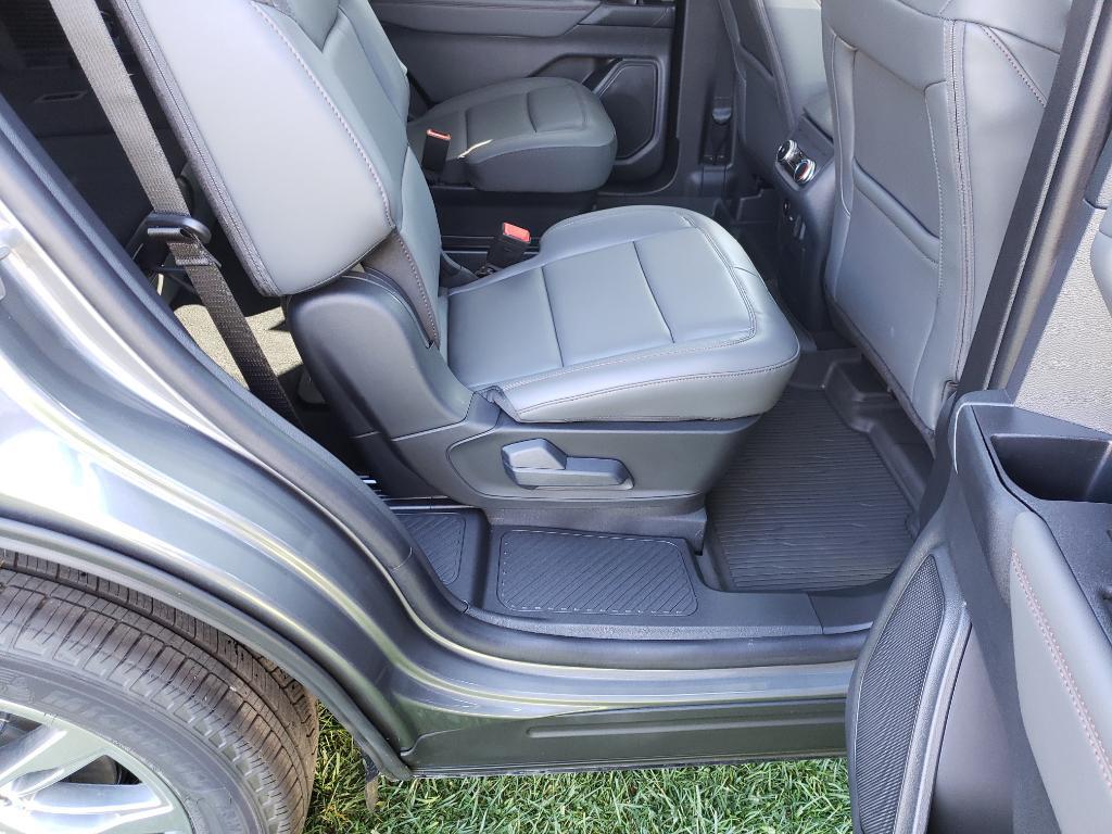 new 2025 Ford Explorer car, priced at $43,467