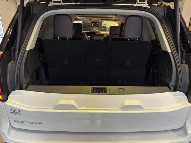 new 2025 Ford Expedition car, priced at $90,990
