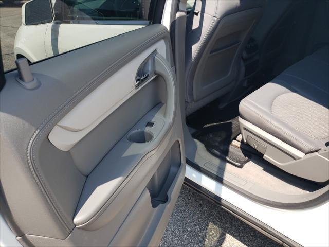 used 2015 Chevrolet Traverse car, priced at $7,990