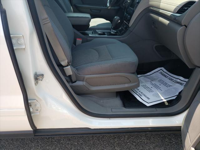 used 2015 Chevrolet Traverse car, priced at $7,990