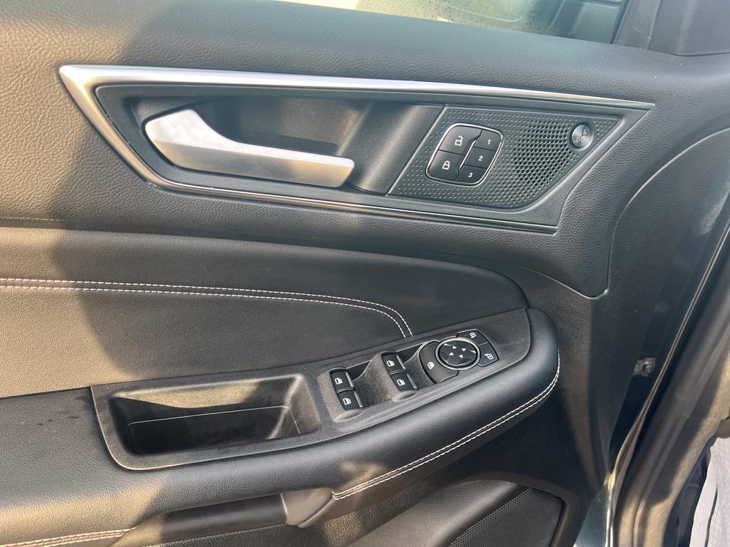 used 2024 Ford Edge car, priced at $33,750