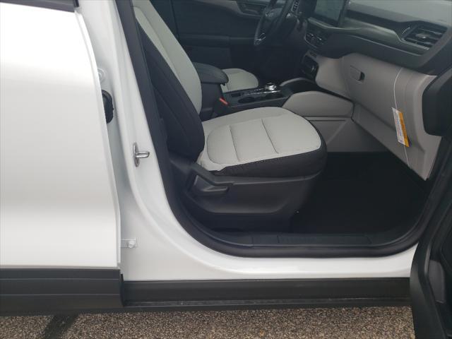 new 2025 Ford Escape car, priced at $31,138