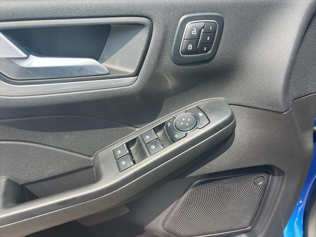 used 2023 Ford Escape car, priced at $29,995