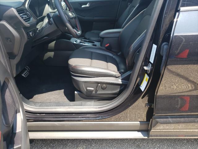 used 2024 Ford Escape car, priced at $28,625