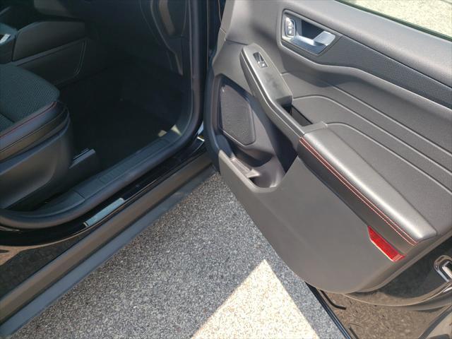 used 2024 Ford Escape car, priced at $28,625