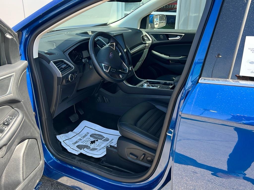 used 2024 Ford Edge car, priced at $24,495