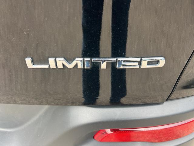 used 2018 Jeep Cherokee car, priced at $17,770