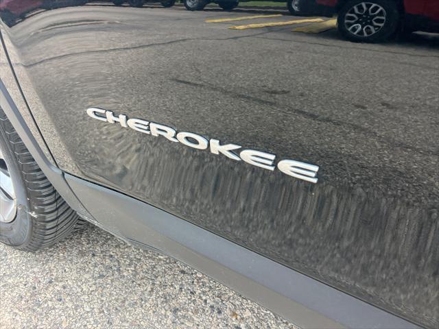 used 2018 Jeep Cherokee car, priced at $17,770