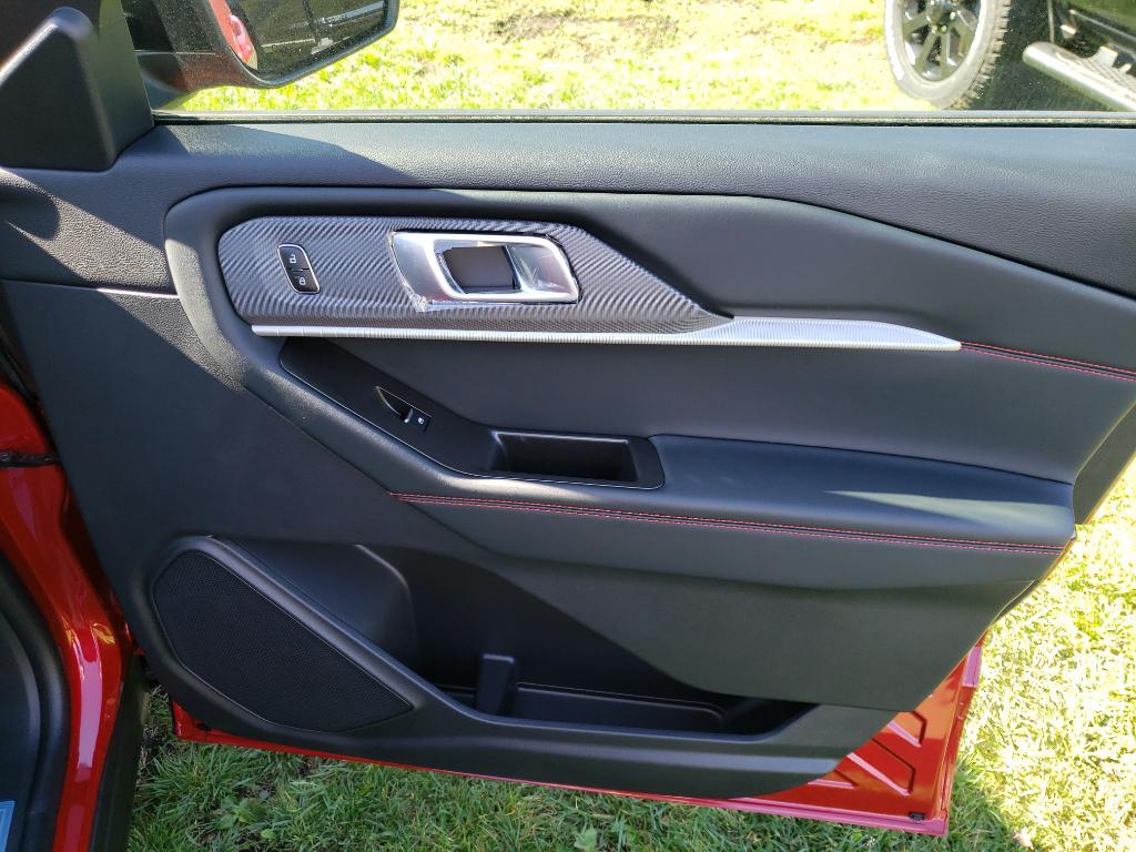 new 2025 Ford Explorer car, priced at $46,105