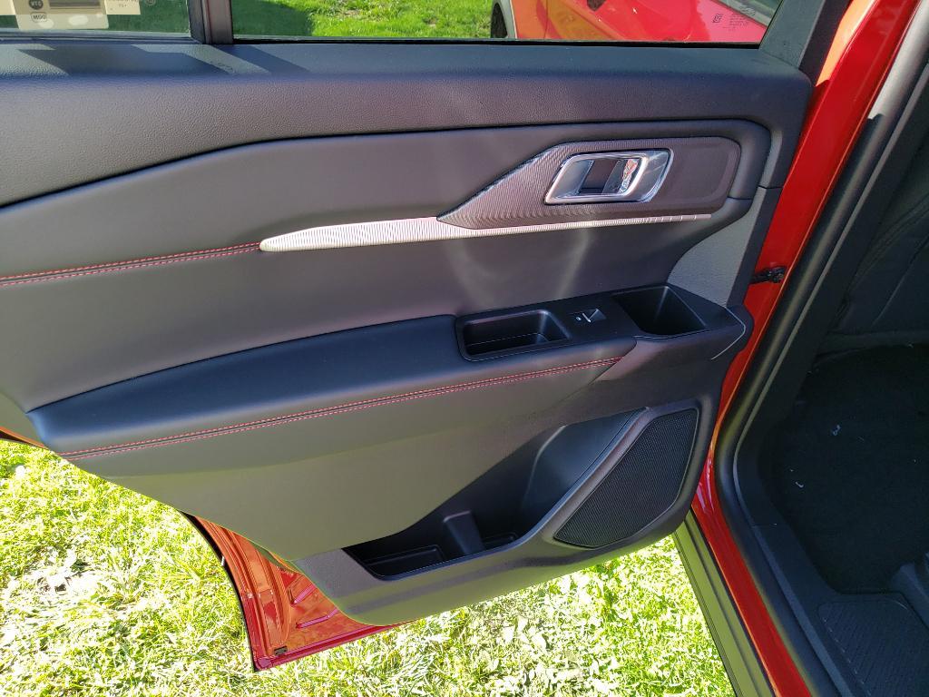 new 2025 Ford Explorer car, priced at $46,105