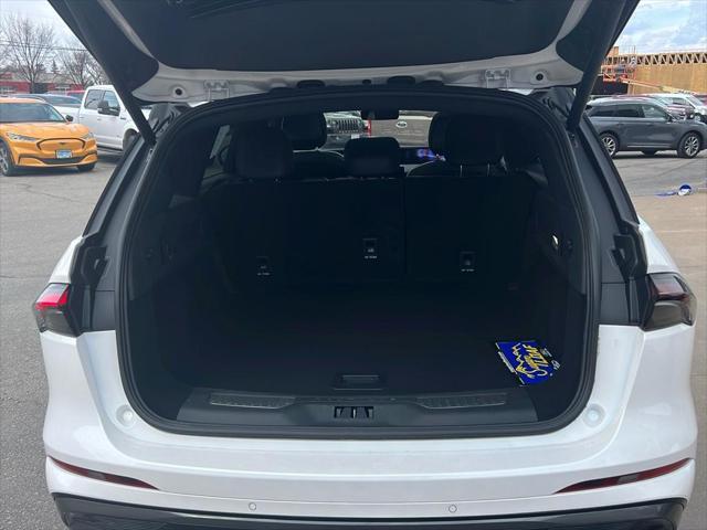 used 2024 Lincoln Nautilus car, priced at $47,995