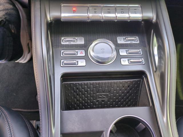 used 2024 Lincoln Nautilus car, priced at $47,995