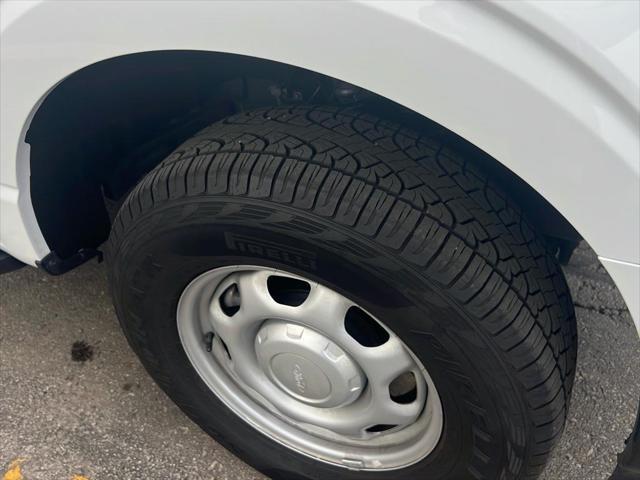 used 2024 Ford F-150 car, priced at $38,995