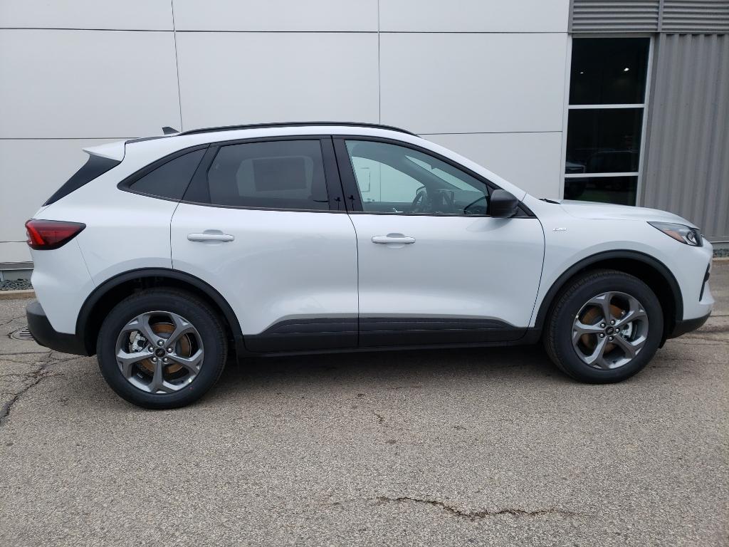 new 2025 Ford Escape car, priced at $30,499
