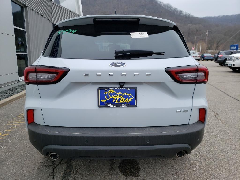 new 2025 Ford Escape car, priced at $30,499