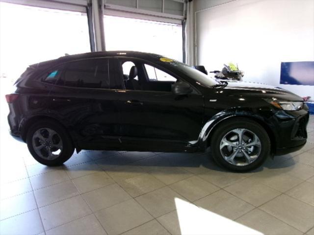 used 2023 Ford Escape car, priced at $21,495