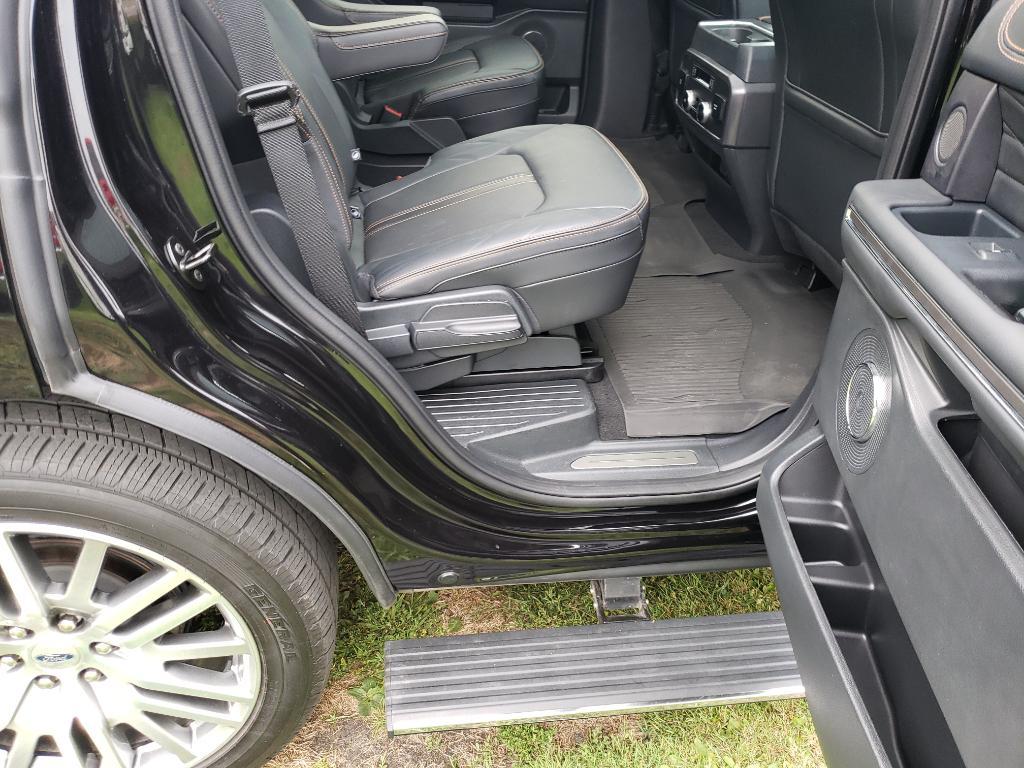 used 2024 Ford Expedition car, priced at $64,995