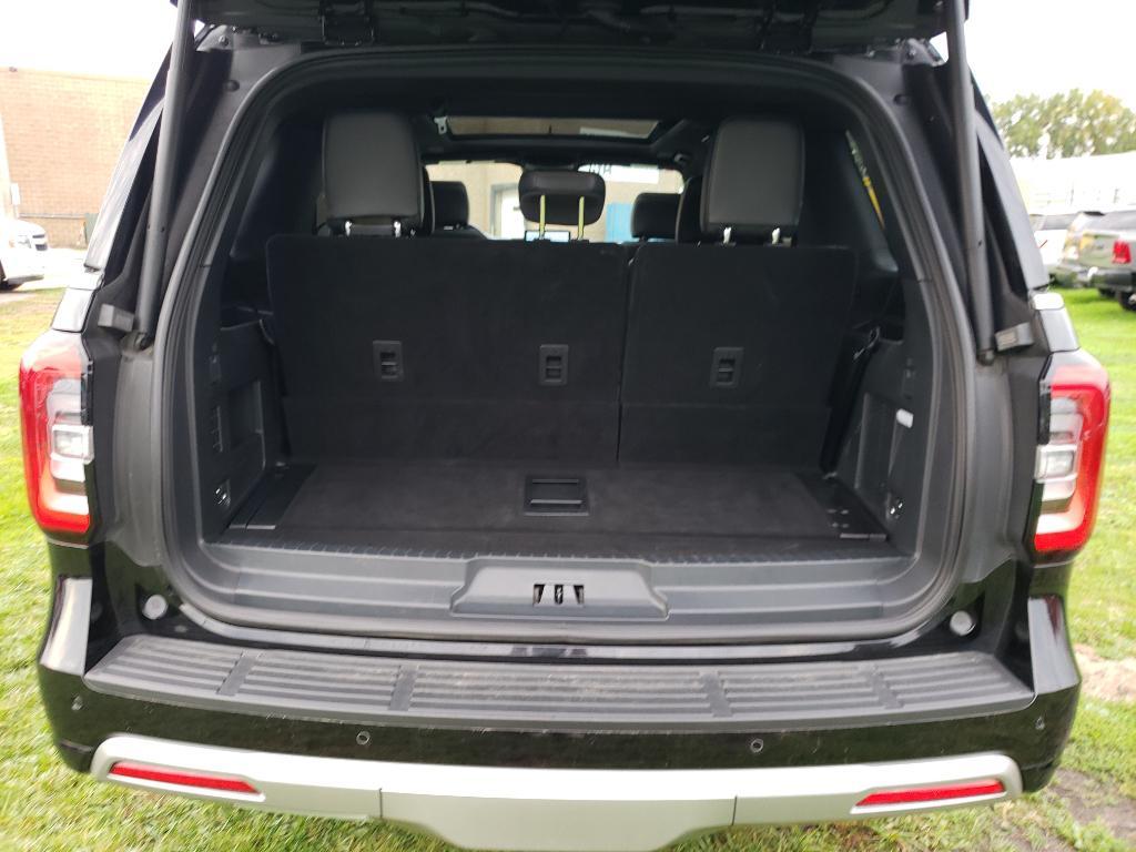 used 2024 Ford Expedition car, priced at $64,995