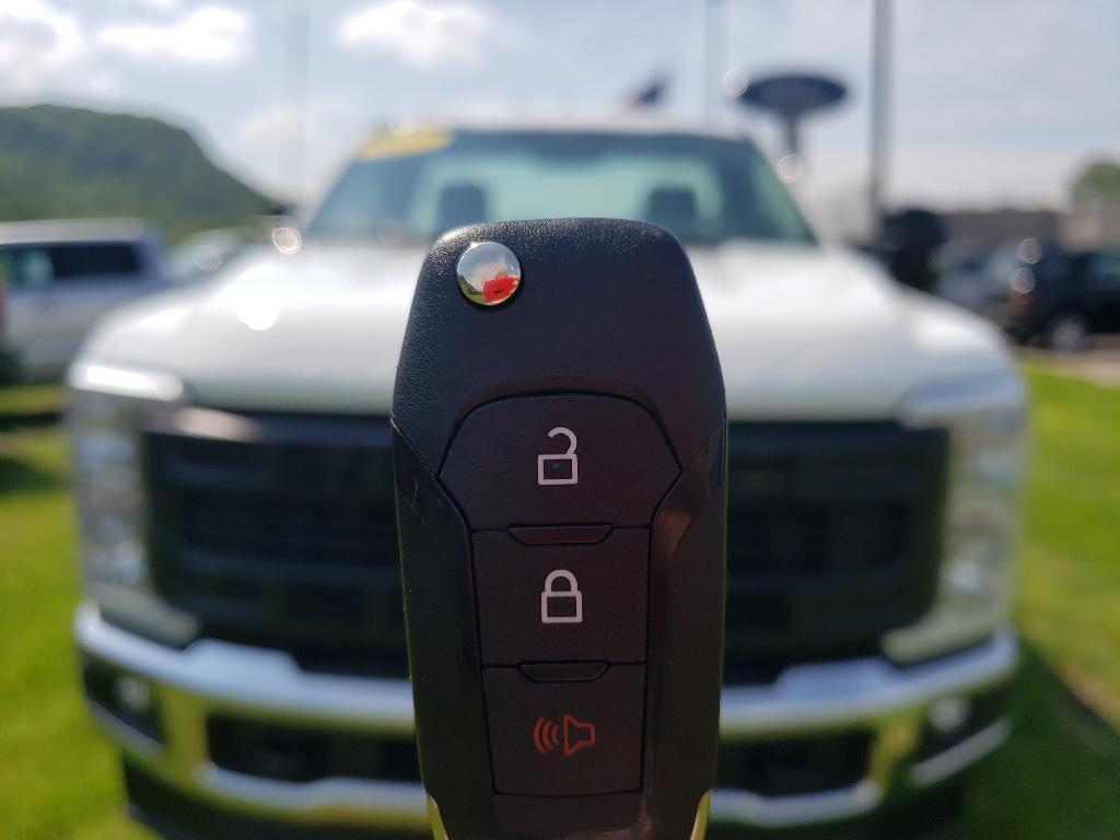 new 2025 Ford F-350 car, priced at $50,299