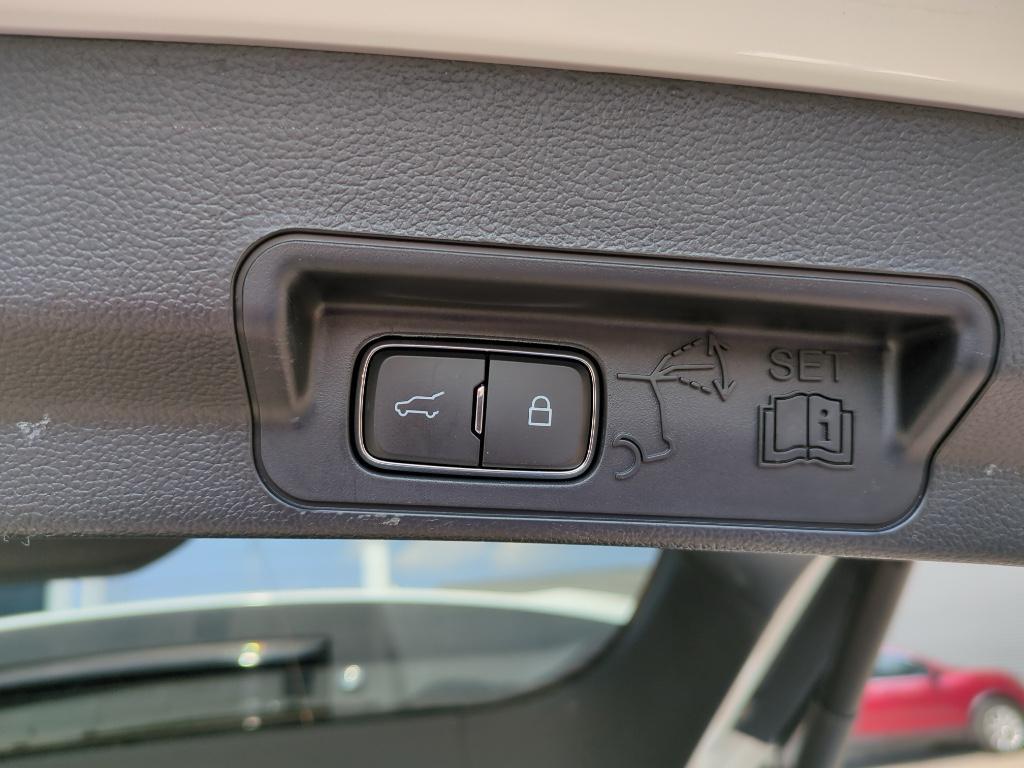 used 2023 Ford Explorer car, priced at $35,995