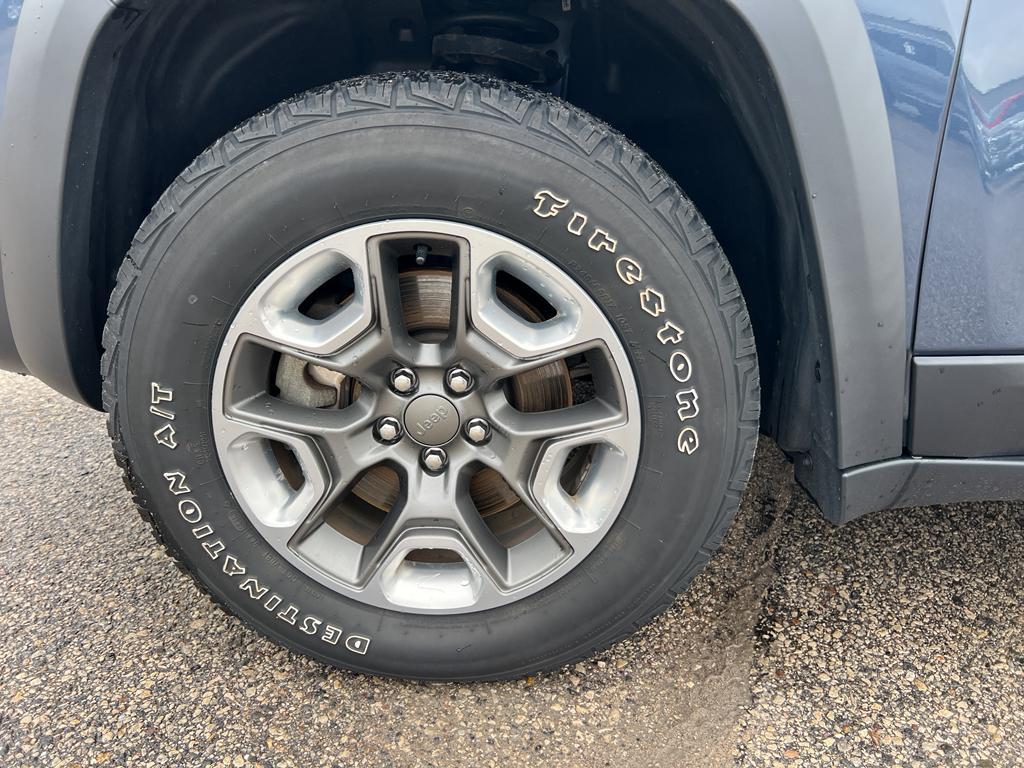 used 2019 Jeep Cherokee car, priced at $18,500