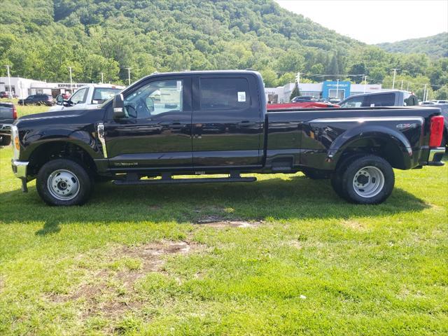new 2025 Ford F-350 car, priced at $71,275