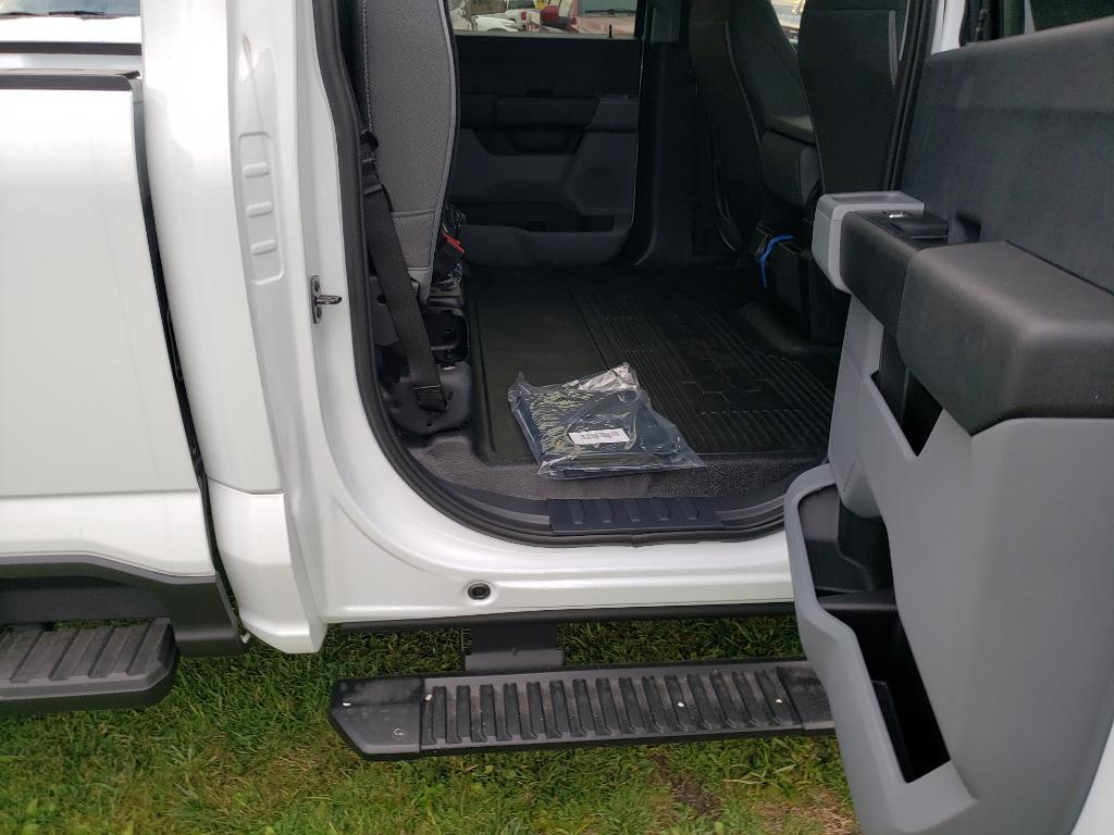 new 2025 Ford F-350 car, priced at $68,500