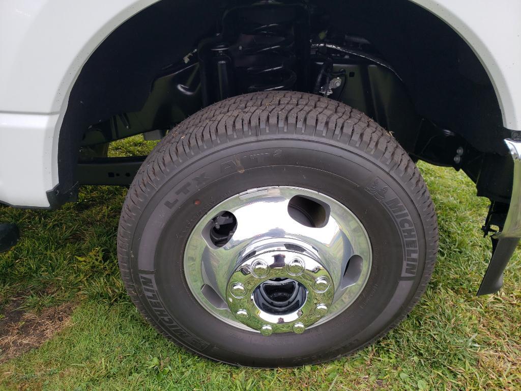 new 2025 Ford F-350 car, priced at $68,500