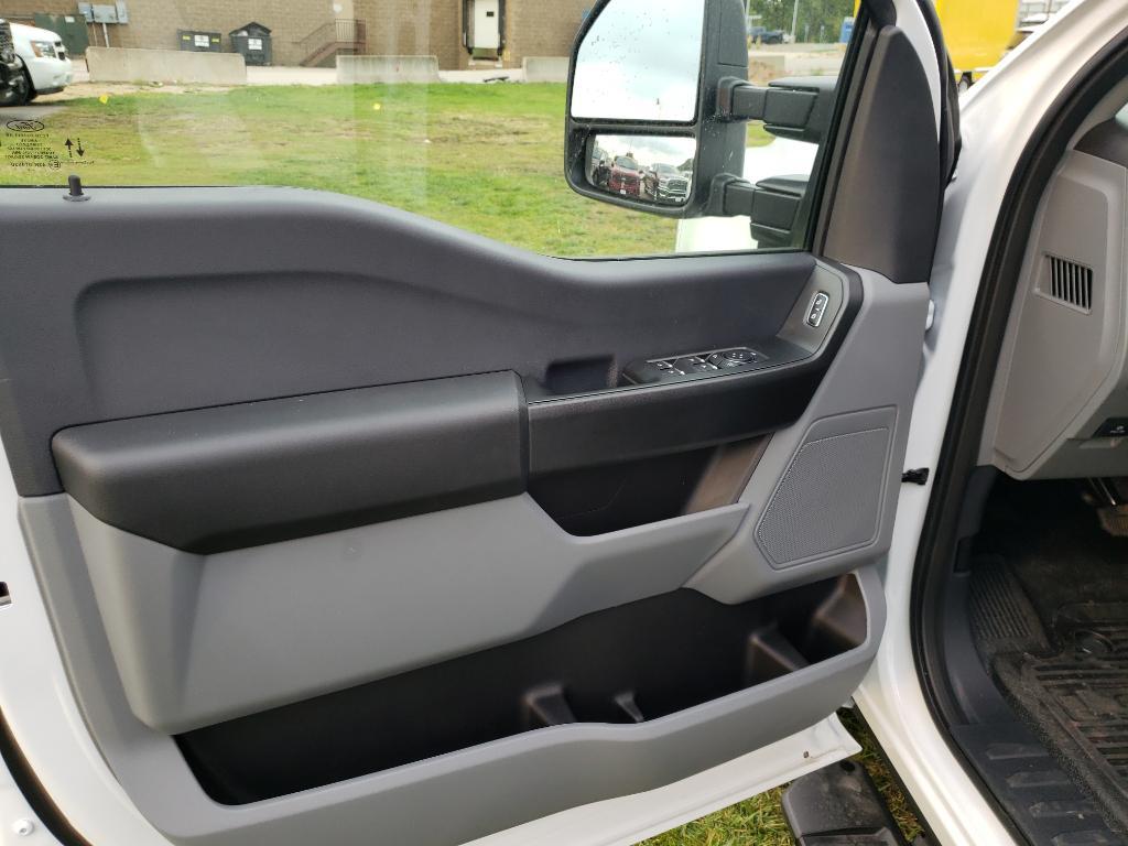 new 2025 Ford F-350 car, priced at $68,500