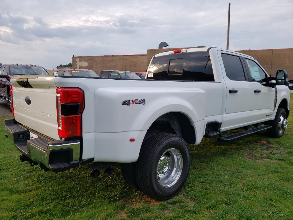new 2025 Ford F-350 car, priced at $68,500