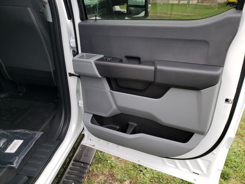 new 2025 Ford F-350 car, priced at $68,500