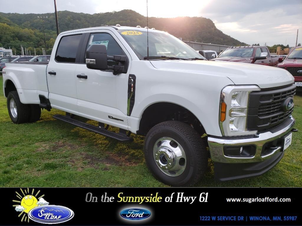 new 2025 Ford F-350 car, priced at $70,495