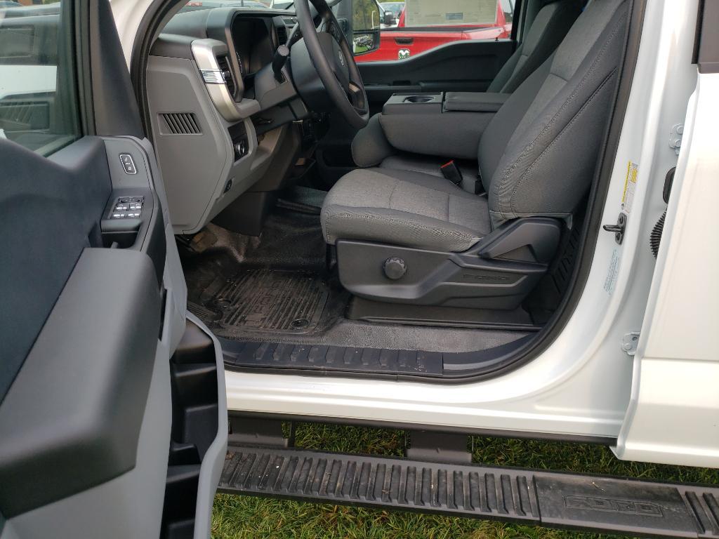 new 2025 Ford F-350 car, priced at $68,500