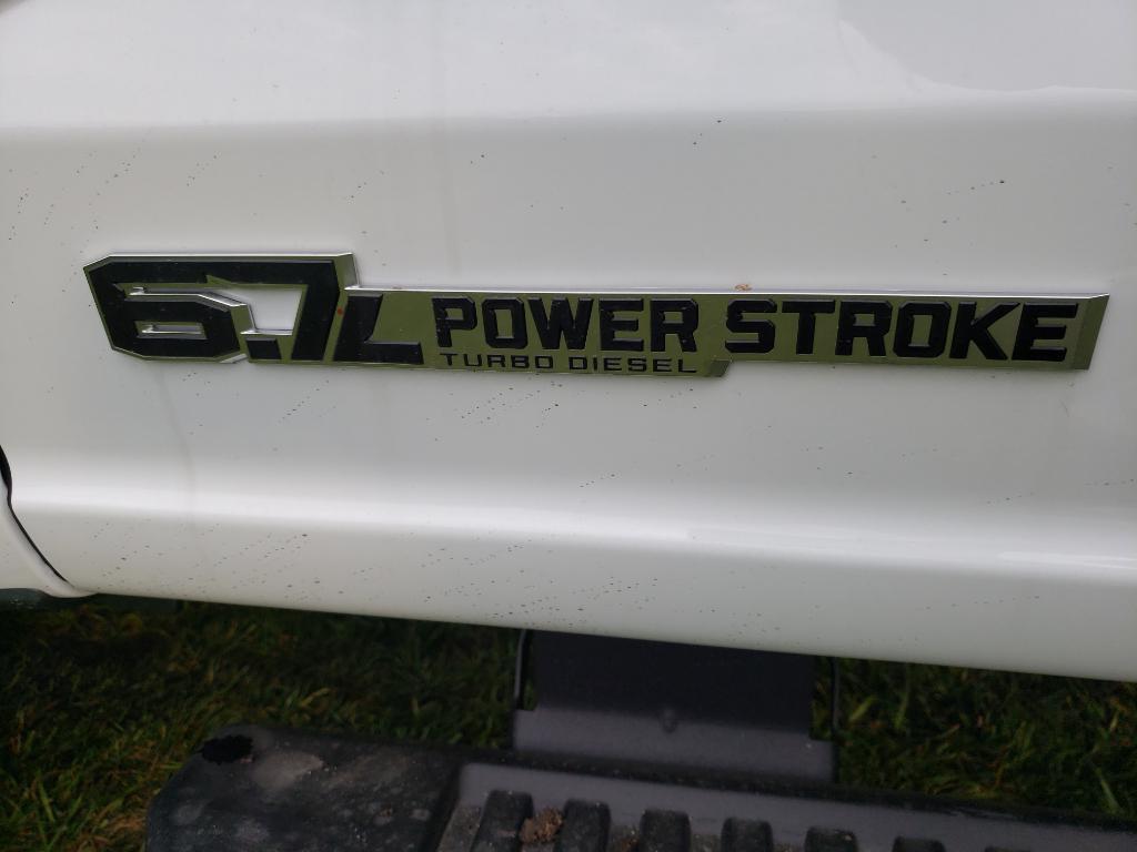 new 2025 Ford F-350 car, priced at $68,500