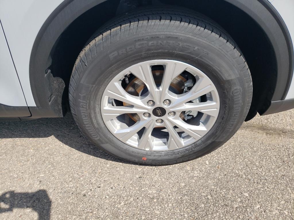 new 2025 Ford Escape car, priced at $33,015