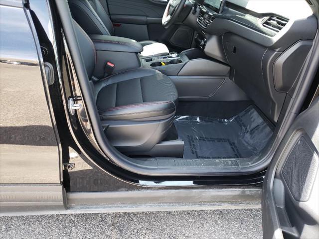 new 2025 Ford Escape car, priced at $30,715