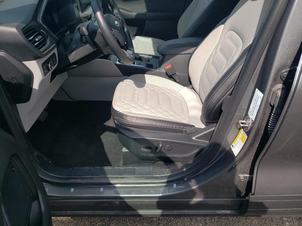 used 2024 Ford Escape PHEV car, priced at $24,495