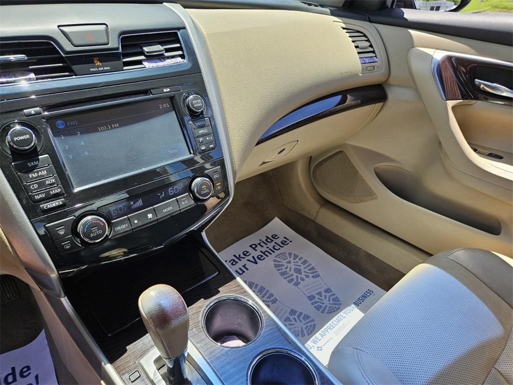 used 2014 Nissan Altima car, priced at $5,999