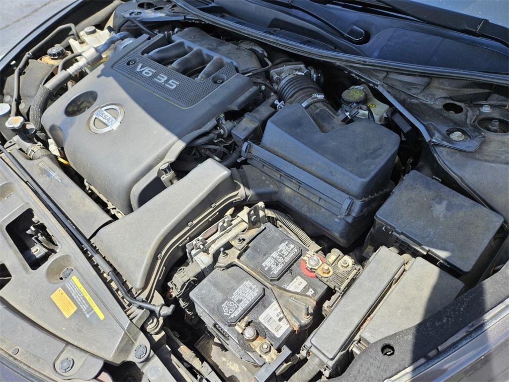 used 2014 Nissan Altima car, priced at $5,999