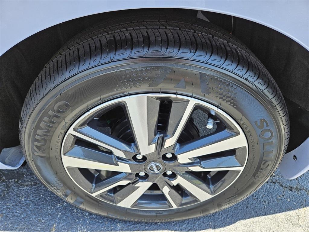 new 2025 Nissan Versa car, priced at $21,367