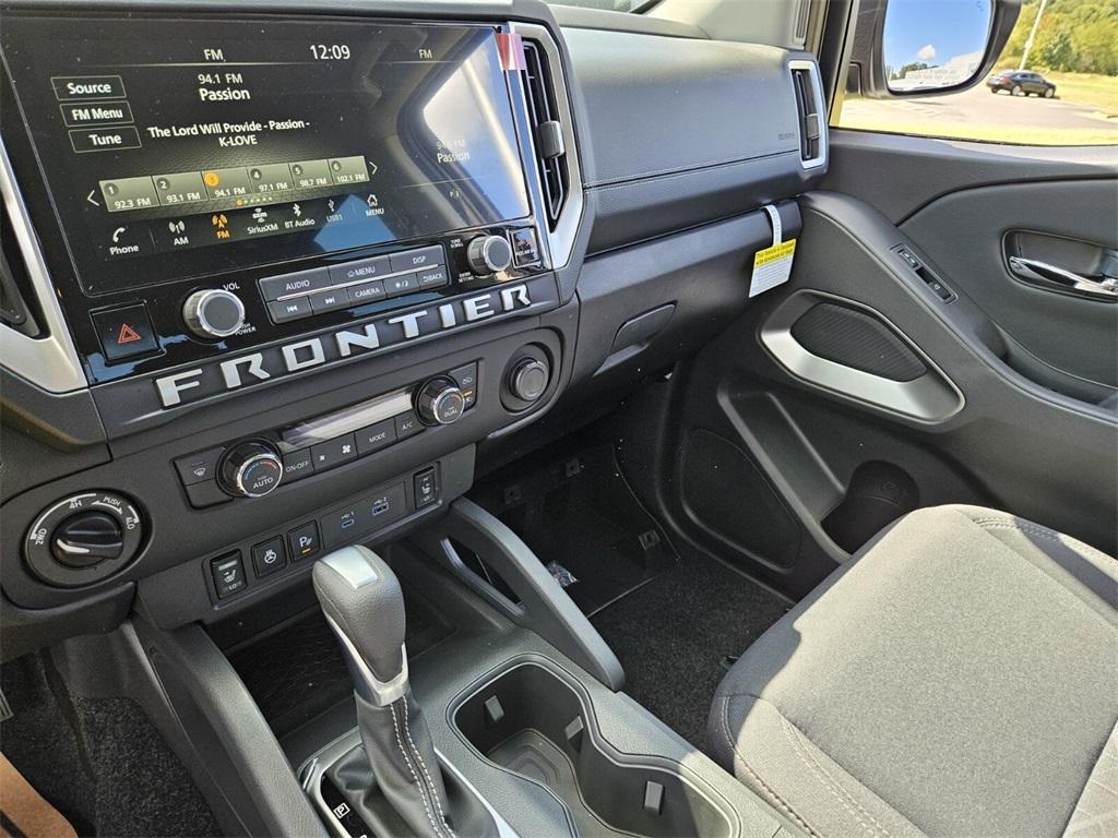 new 2026 Nissan Frontier car, priced at $40,275