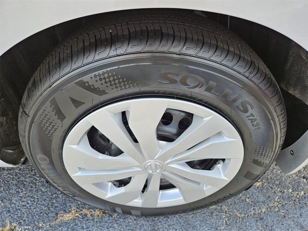 new 2025 Nissan Versa car, priced at $20,270